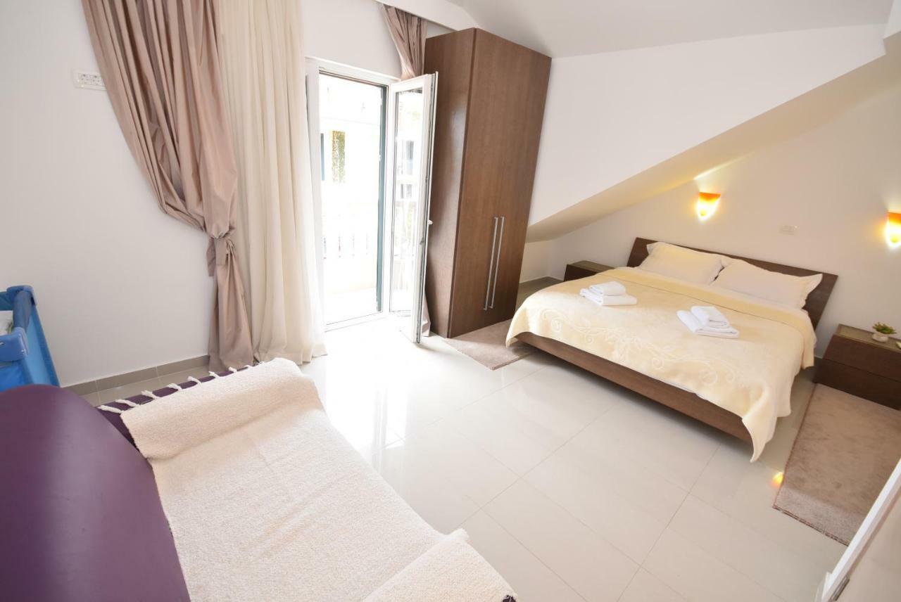 Ferienwohnung Grifone Coastline Herceg Novi Exterior foto