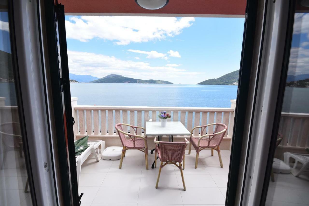 Ferienwohnung Grifone Coastline Herceg Novi Exterior foto