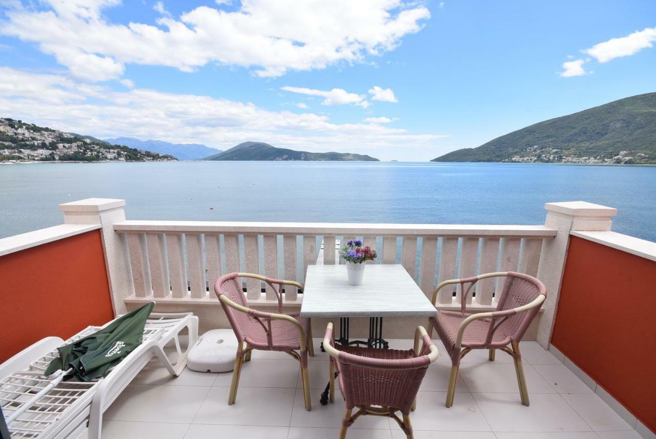 Ferienwohnung Grifone Coastline Herceg Novi Exterior foto